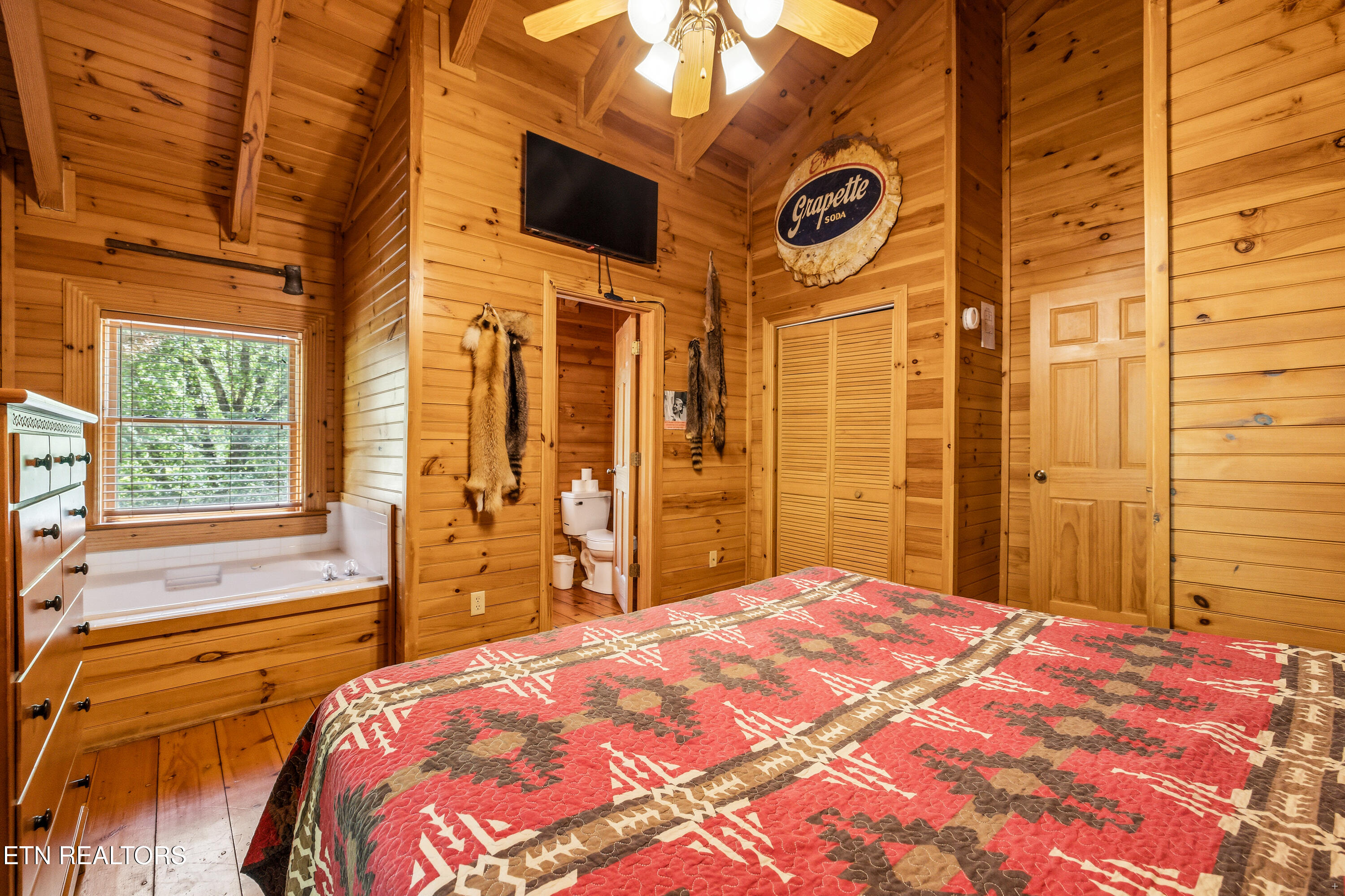 3124 Smoky Ridge Way, Unit 3122 Sevierville, TN 37862 - Photo 14 of 33 Positive Perceptions-21