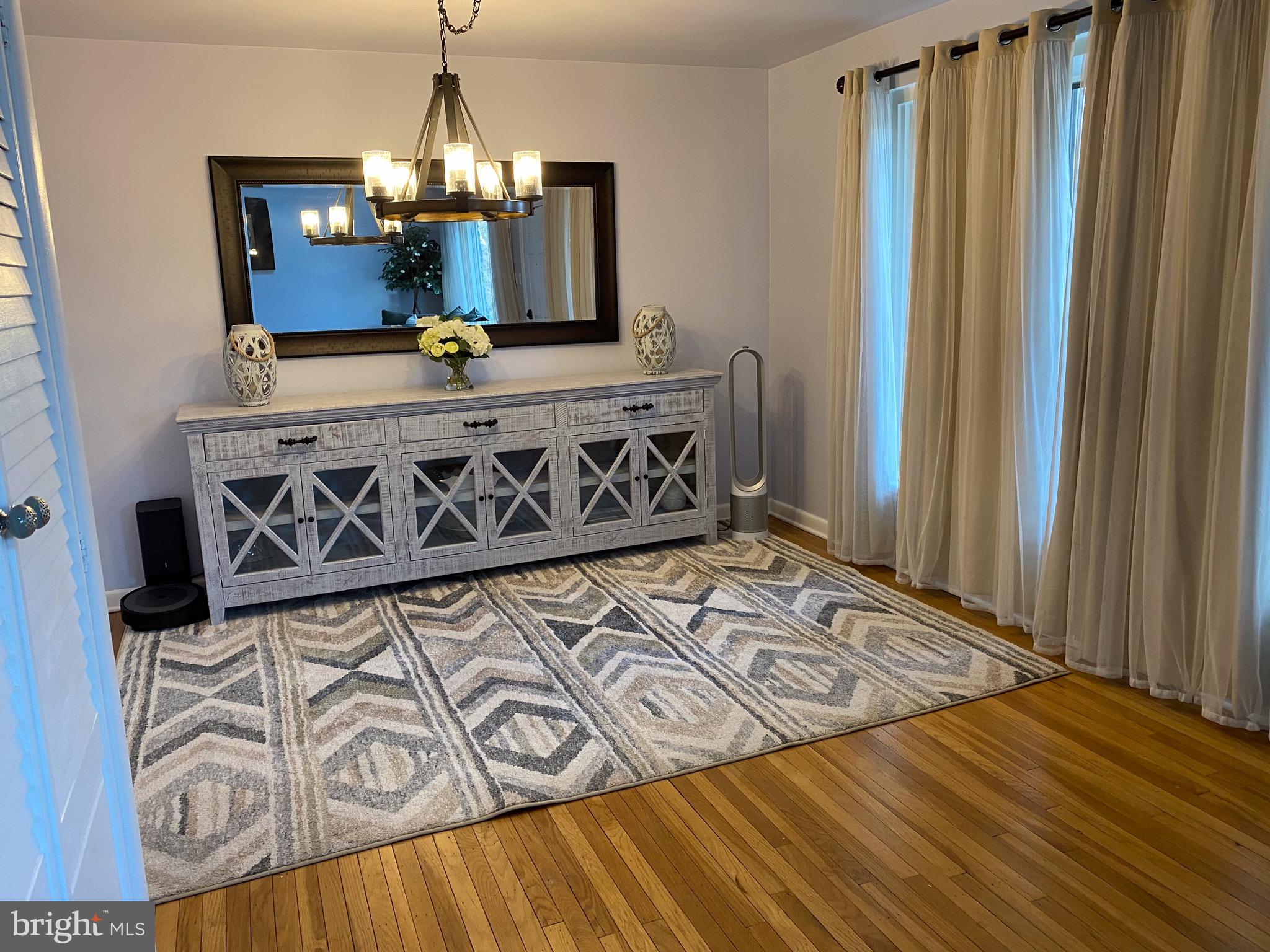 2208 Cambridge Road Broomall, PA 19008 - Photo 11 of 52 Gallery Image 11