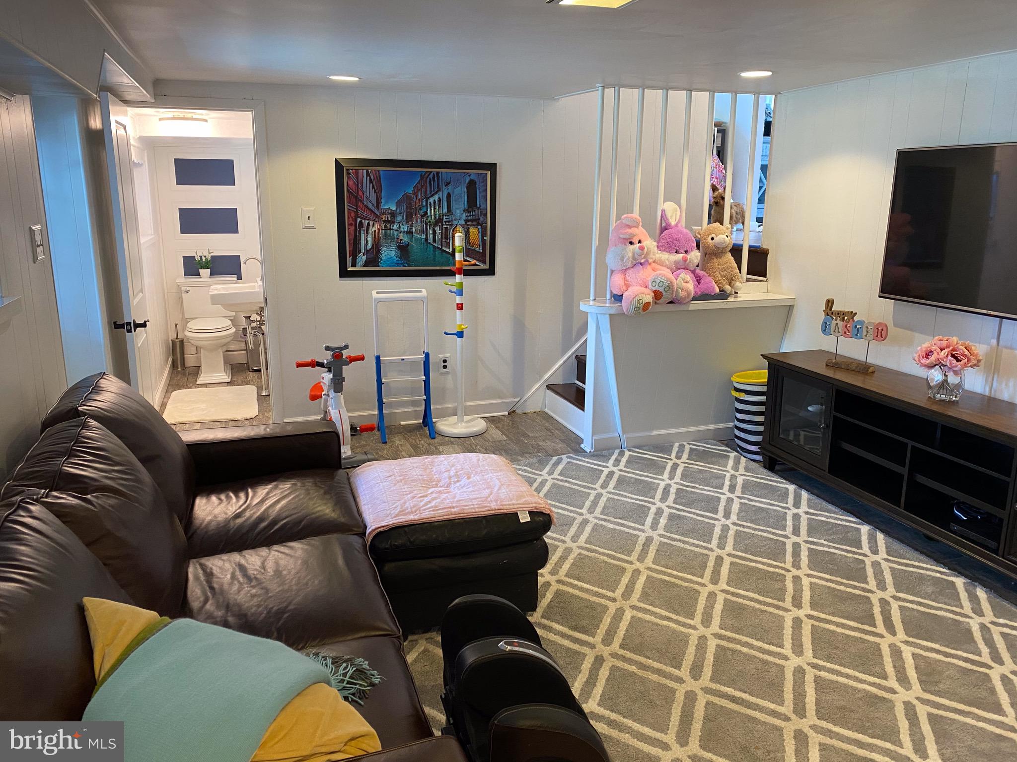 2208 Cambridge Road Broomall, PA 19008 - Photo 36 of 52 Gallery Image 36