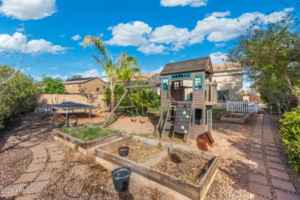 $649,500 | 871 East Kapasi Lane, San Tan Valley, AZ 85140