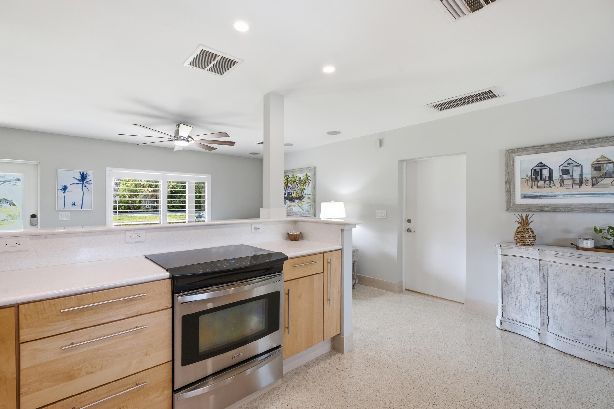 1719 Southwest Dyer Point Road Palm City, FL 34990 - Photo 11 of 44 13_smg02017