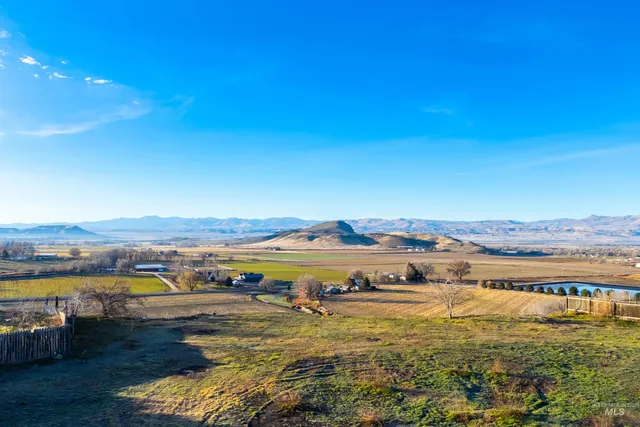 $250,000 | 126 Charlotte Drive, Melba, ID 83641
