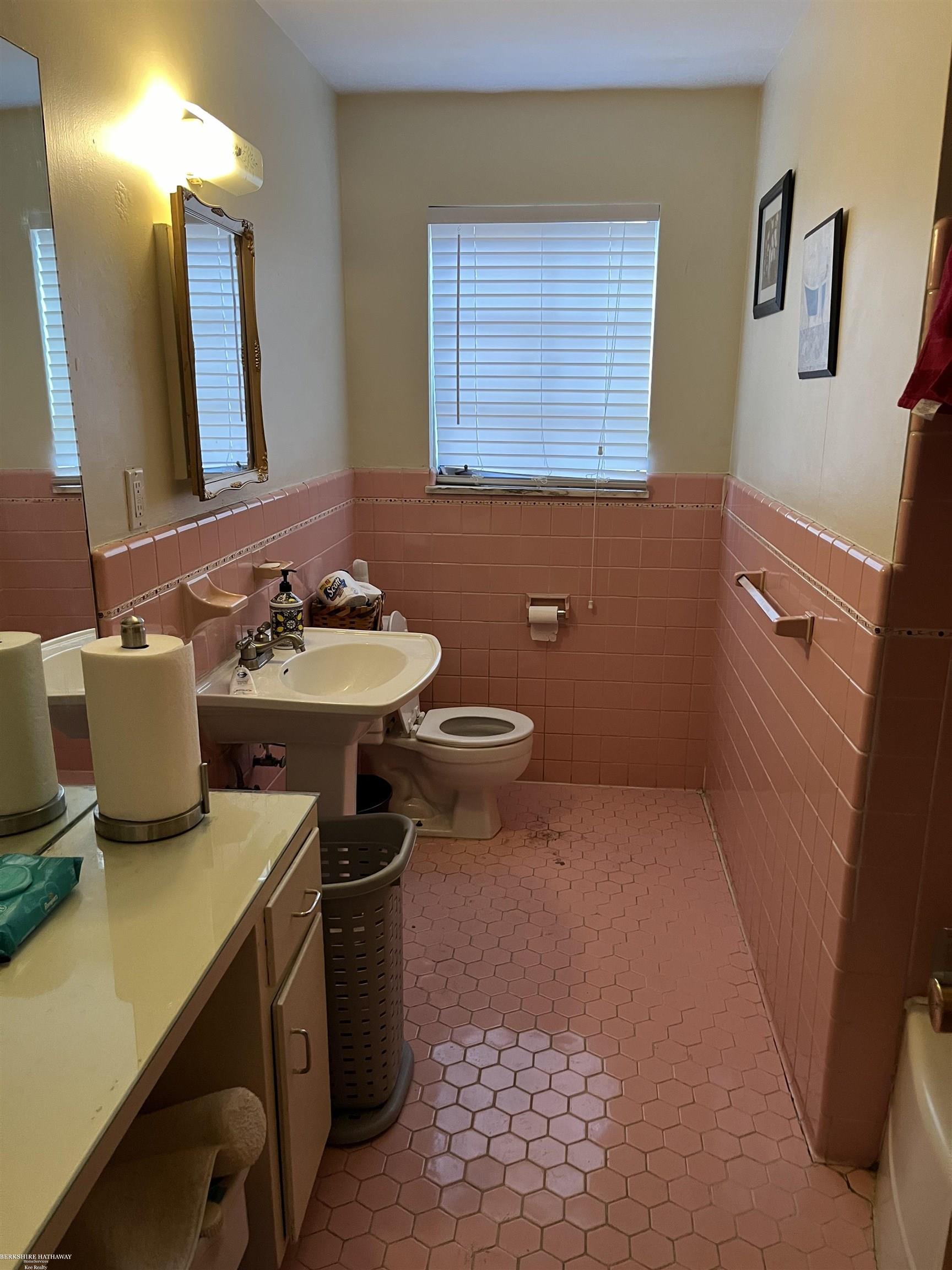 772 Harcourt Road, Unit 772 & 774 Grosse Pointe Park, MI 48230 - Photo 22 of 27