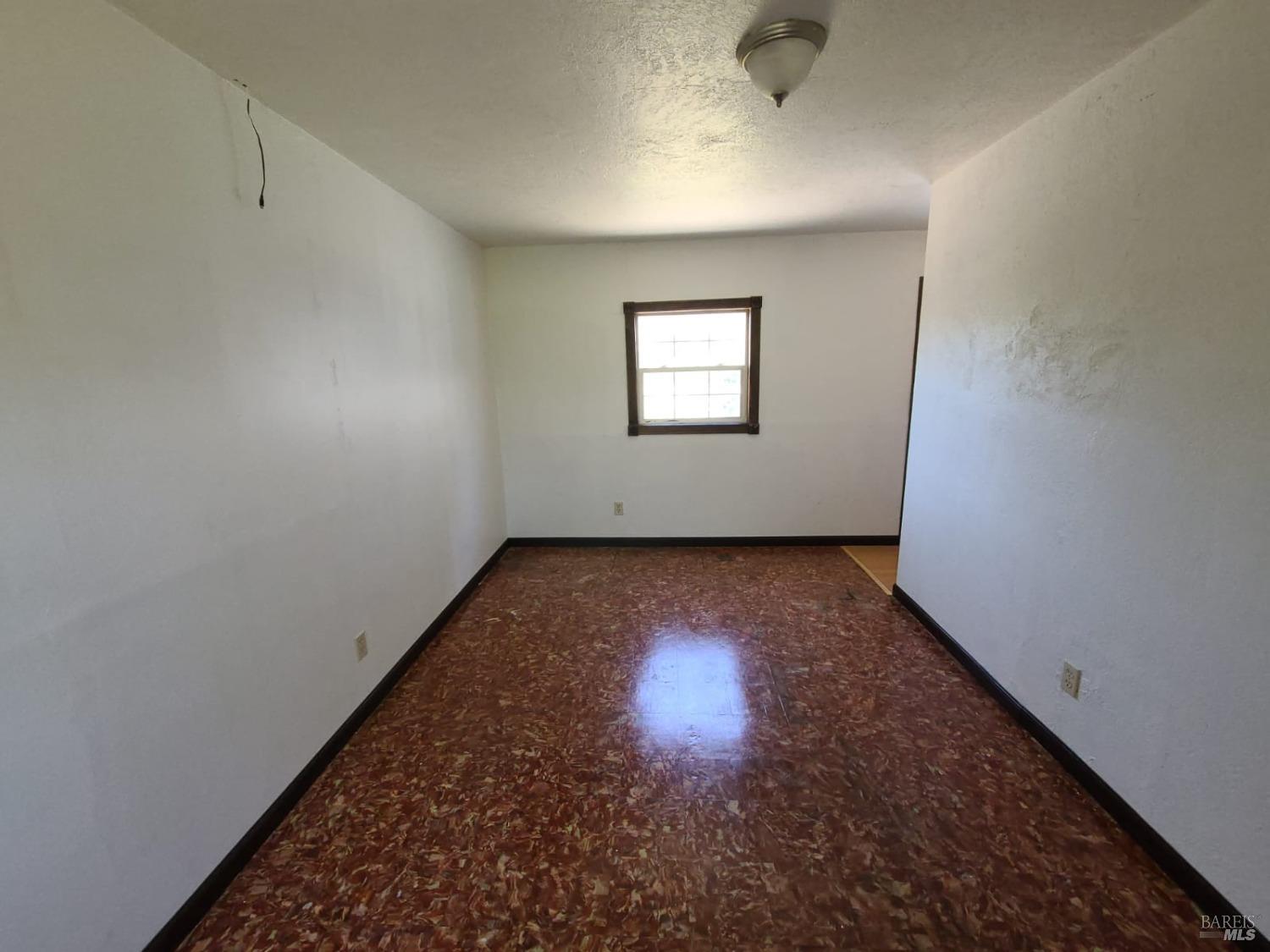 76275 Perry Street Covelo, CA 95428 - Photo 8 of 26