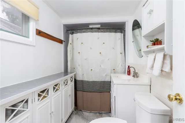 $259,000 | 28 North Davis Street, Orchard Park, NY 14127