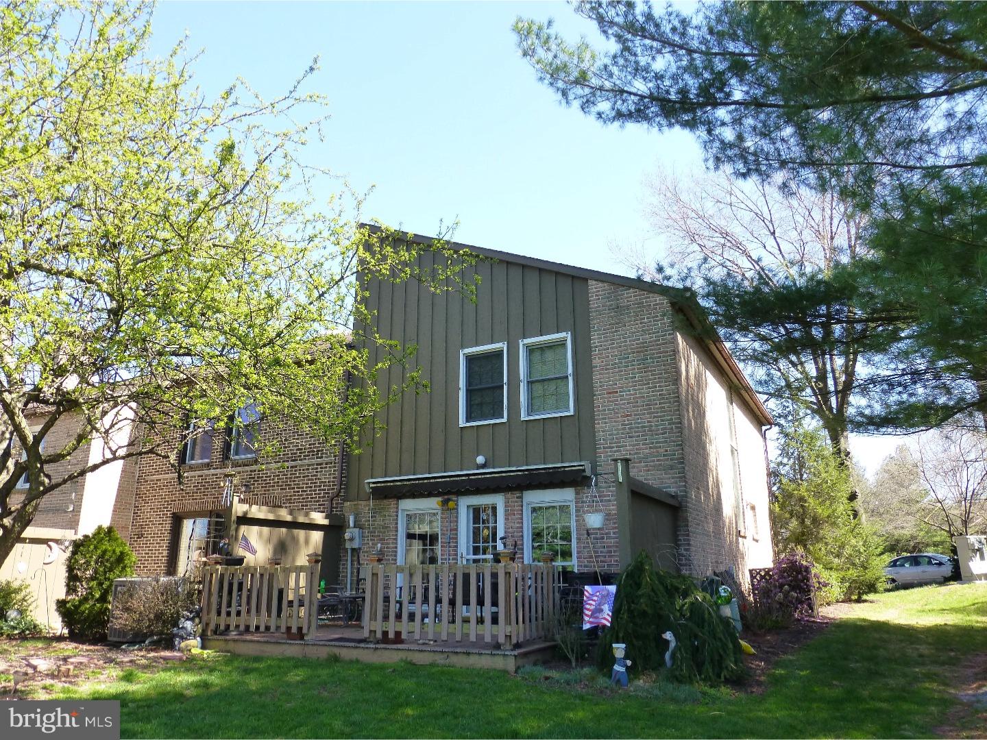 42 Tee Circle Shillington, PA 19607 - Photo 3 of 22 Exterior Back