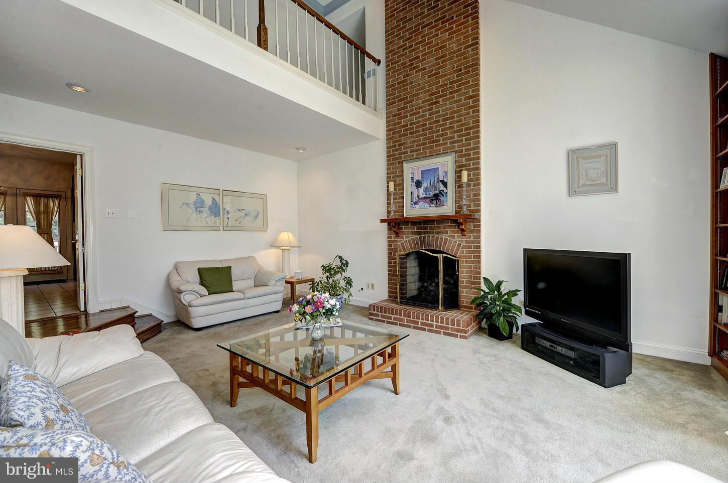 9706 Middleton Ridge Road Vienna, VA 22182 - Photo 15 of 30 Family Room