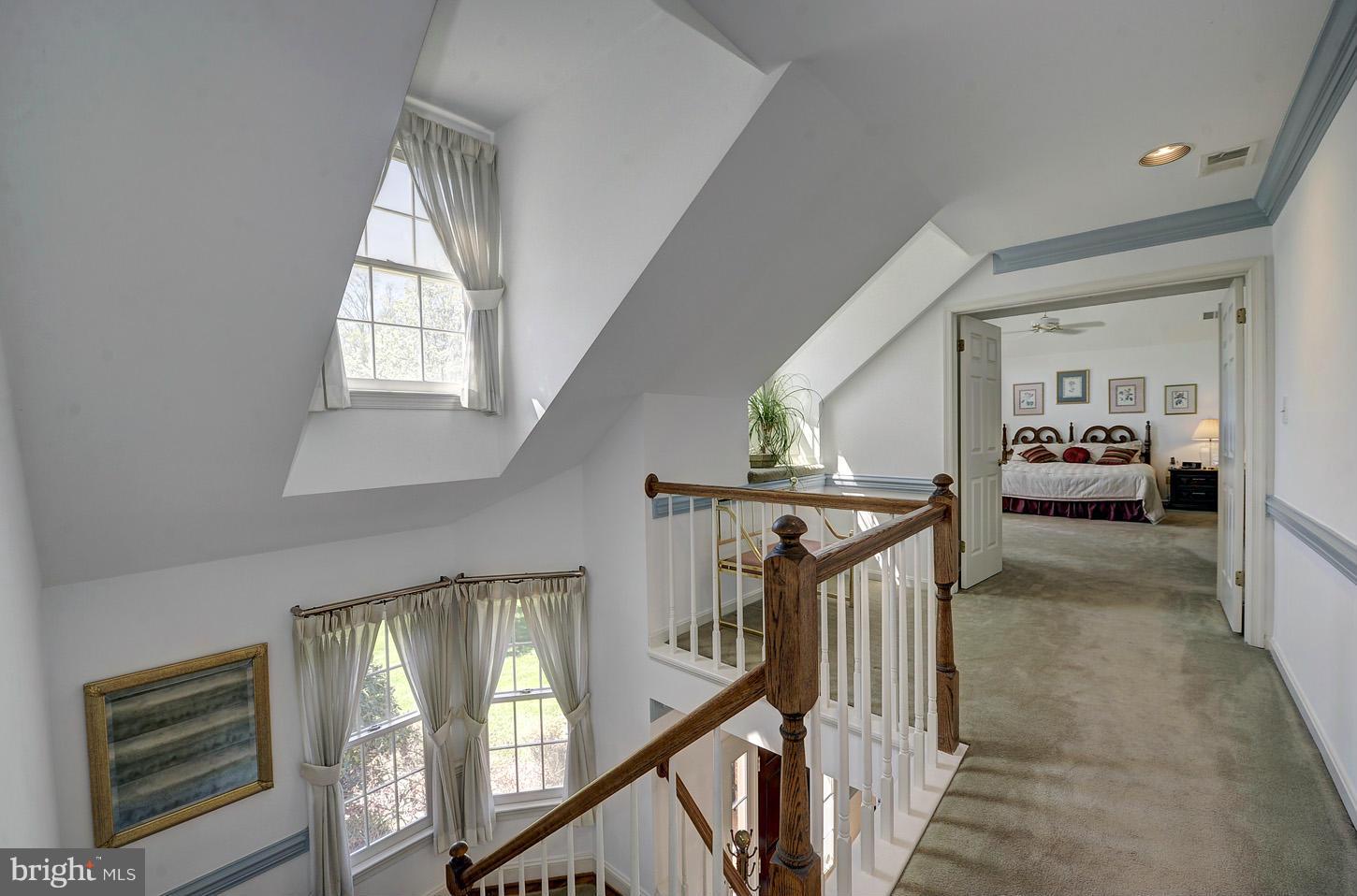9706 Middleton Ridge Road Vienna, VA 22182 - Photo 17 of 30 Upper Level Hallway