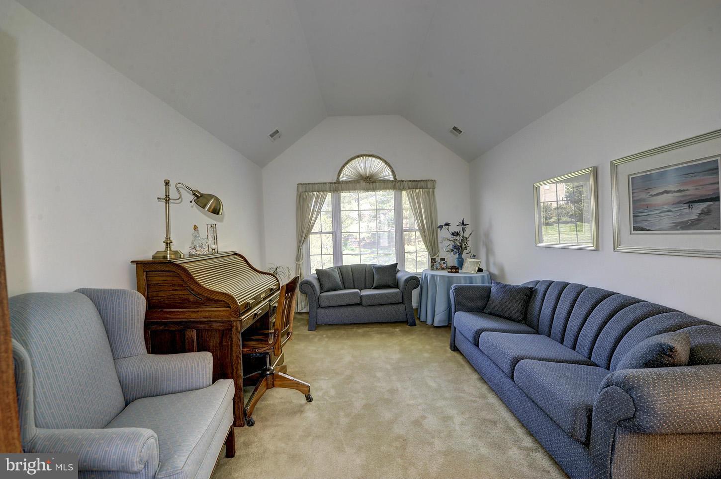 9706 Middleton Ridge Road Vienna, VA 22182 - Photo 19 of 30 Master Bedroom Sitting Room