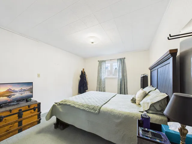 $149,900 | 187 Main Street, Van Buren, ME 04785