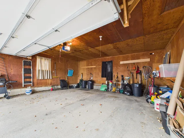 $149,900 | 187 Main Street, Van Buren, ME 04785