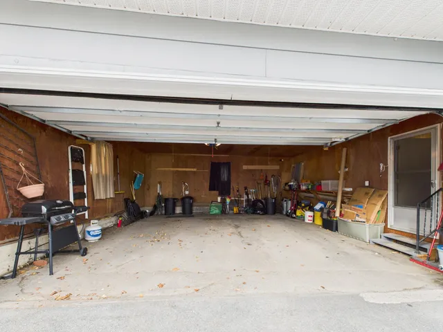 $149,900 | 187 Main Street, Van Buren, ME 04785