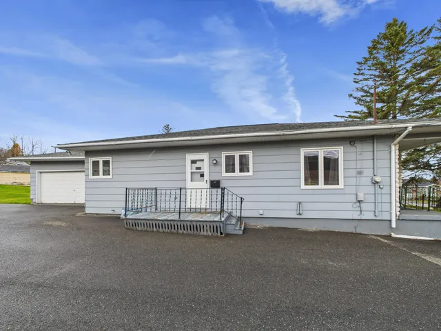 $149,900 | 187 Main Street, Van Buren, ME 04785