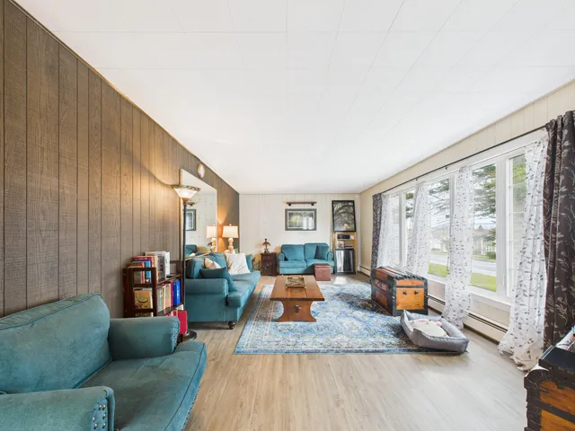 $149,900 | 187 Main Street, Van Buren, ME 04785