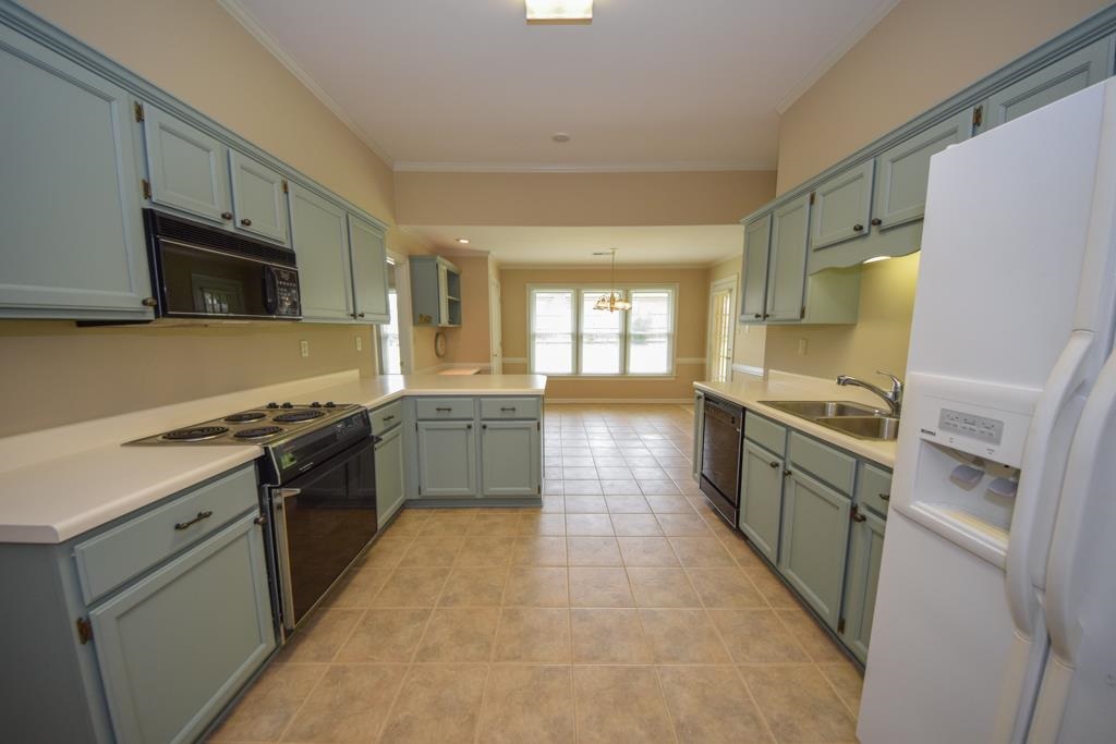 868 Rhett Butler Drive Collierville, TN 38017 - Photo 8 of 25 Gallery Image 8