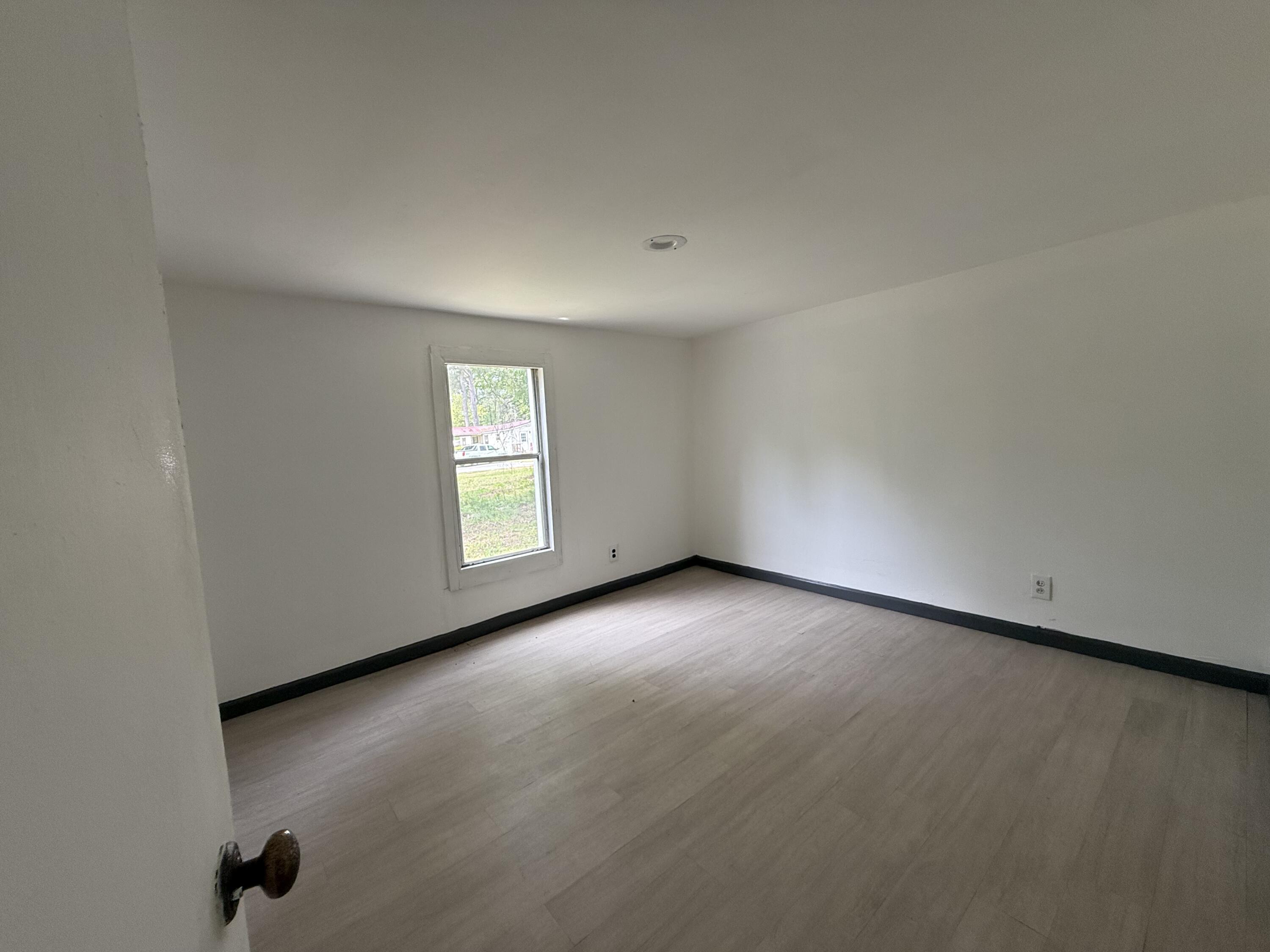 599 Twin Oaks Road Thomson, GA 30824 - Photo 9 of 12 IMG_3729