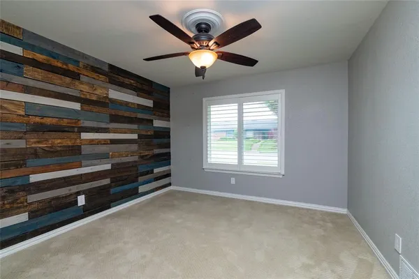 $398,000 | 3705 Wren Avenue, Fort Worth, TX 76133