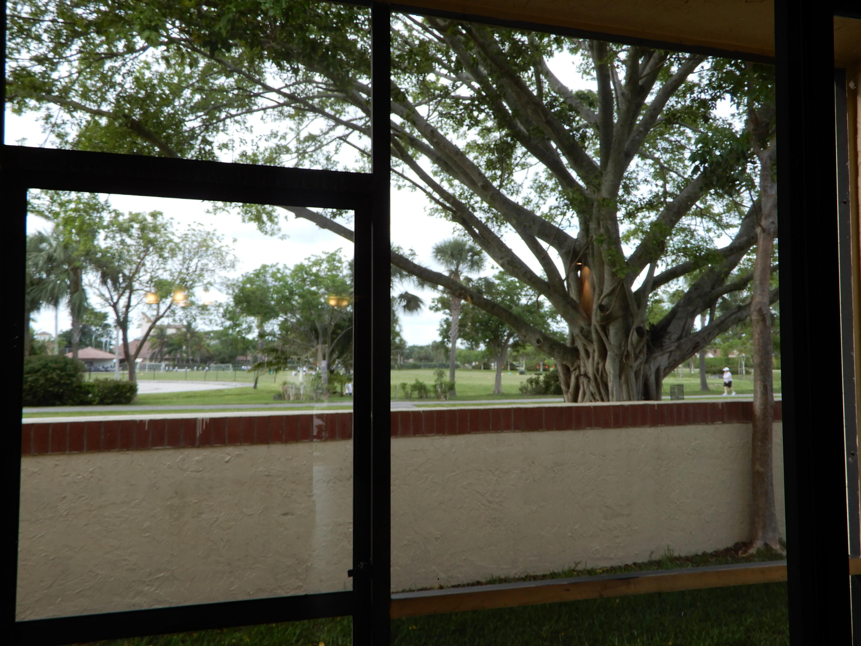 6585 Somerset Drive, Unit 102 Boca Raton, FL 33433 - Photo 13 of 17 13.