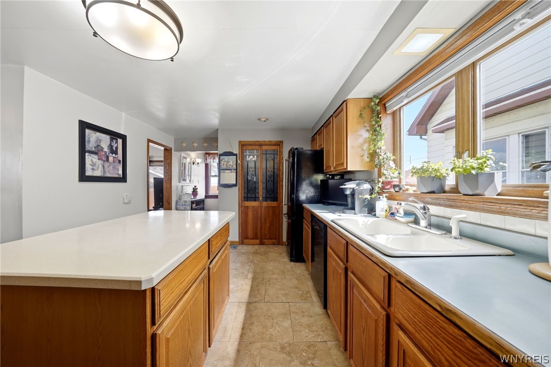 295 Weimar Street Buffalo, NY 14206 - Photo 23 of 45