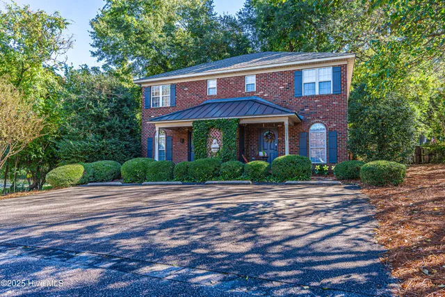 $1,175,000 | 133-135 South Pine Street, Aberdeen, NC 28315