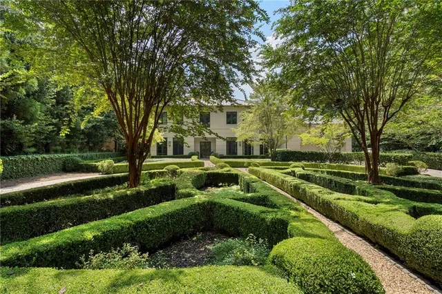 $4,250,000 | 1500 West Wesley Road Northwest, Atlanta, GA 30327