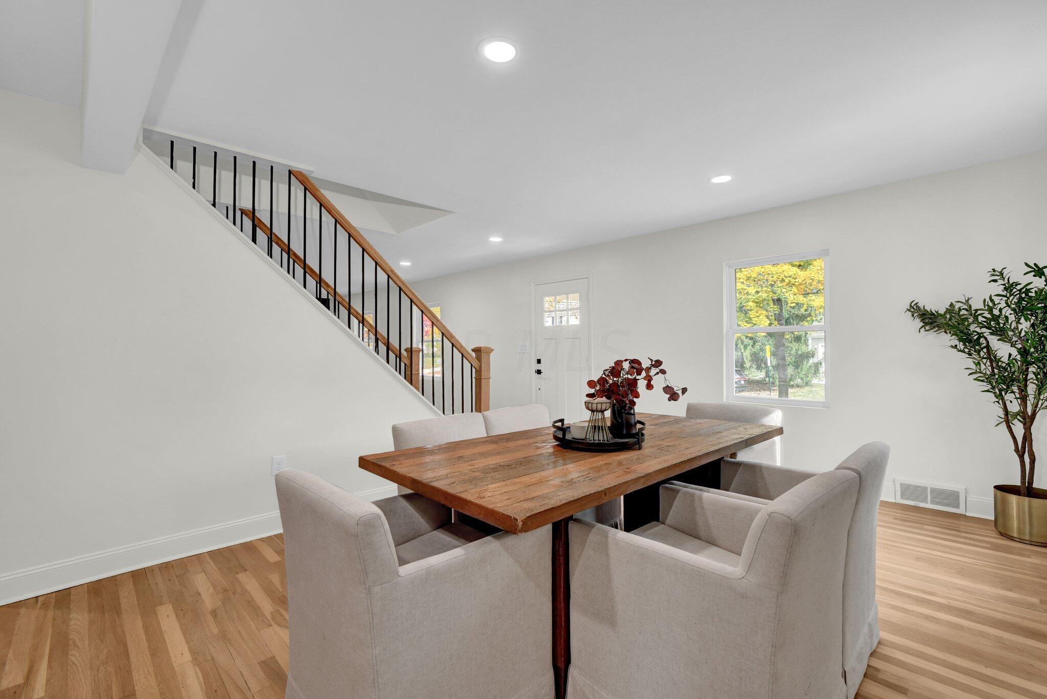 2575 Kent Road Upper Arlington, OH 43221 - Photo 13 of 91 Dining room