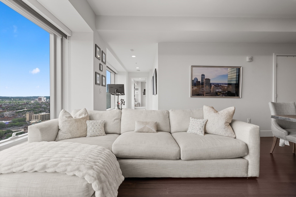 110 Stuart Street, Unit 26J Boston, MA 02116 - Photo 15 of 38