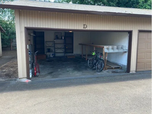 a view of a garage door