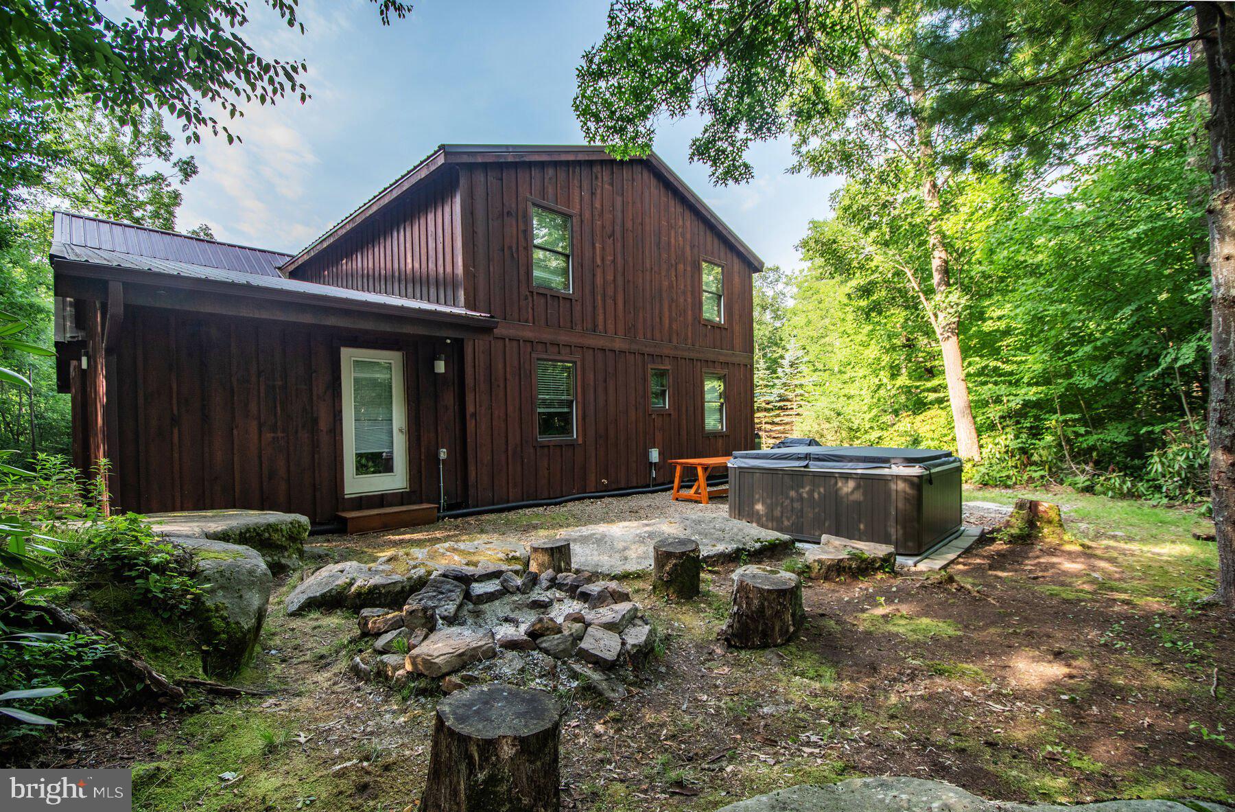 400 Close Road McHenry, MD 21541 - Photo 3 of 52 Gallery Image 3