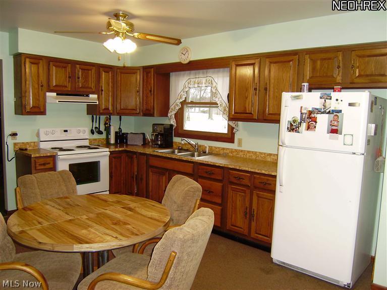 2464 Pleasant Valley Road Vienna, OH 44473 - Photo 6 of 14 Gallery Image 6
