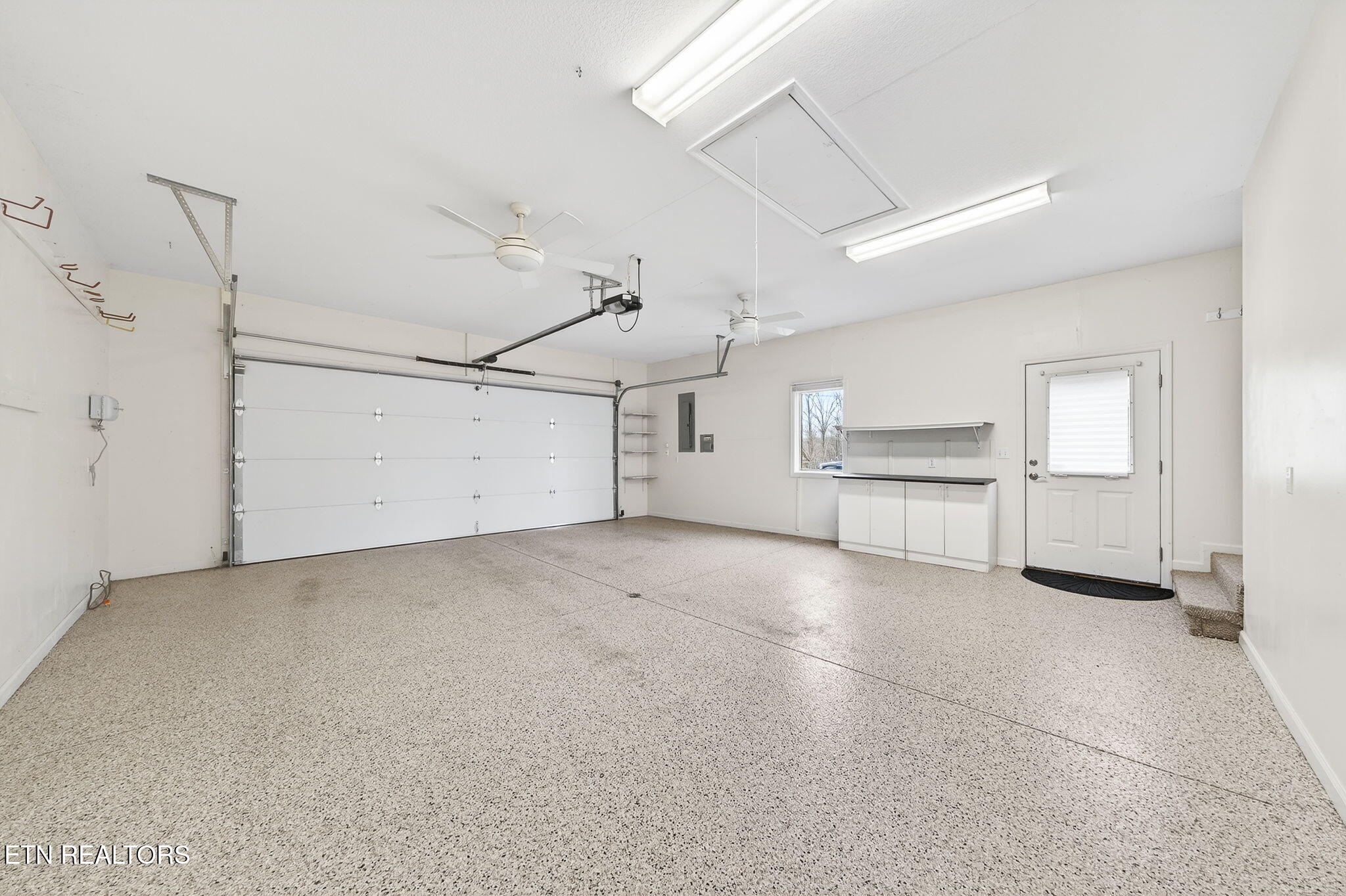 122 Pineridge Loop Crossville, TN 38558 - Photo 42 of 58 Double Car Garage