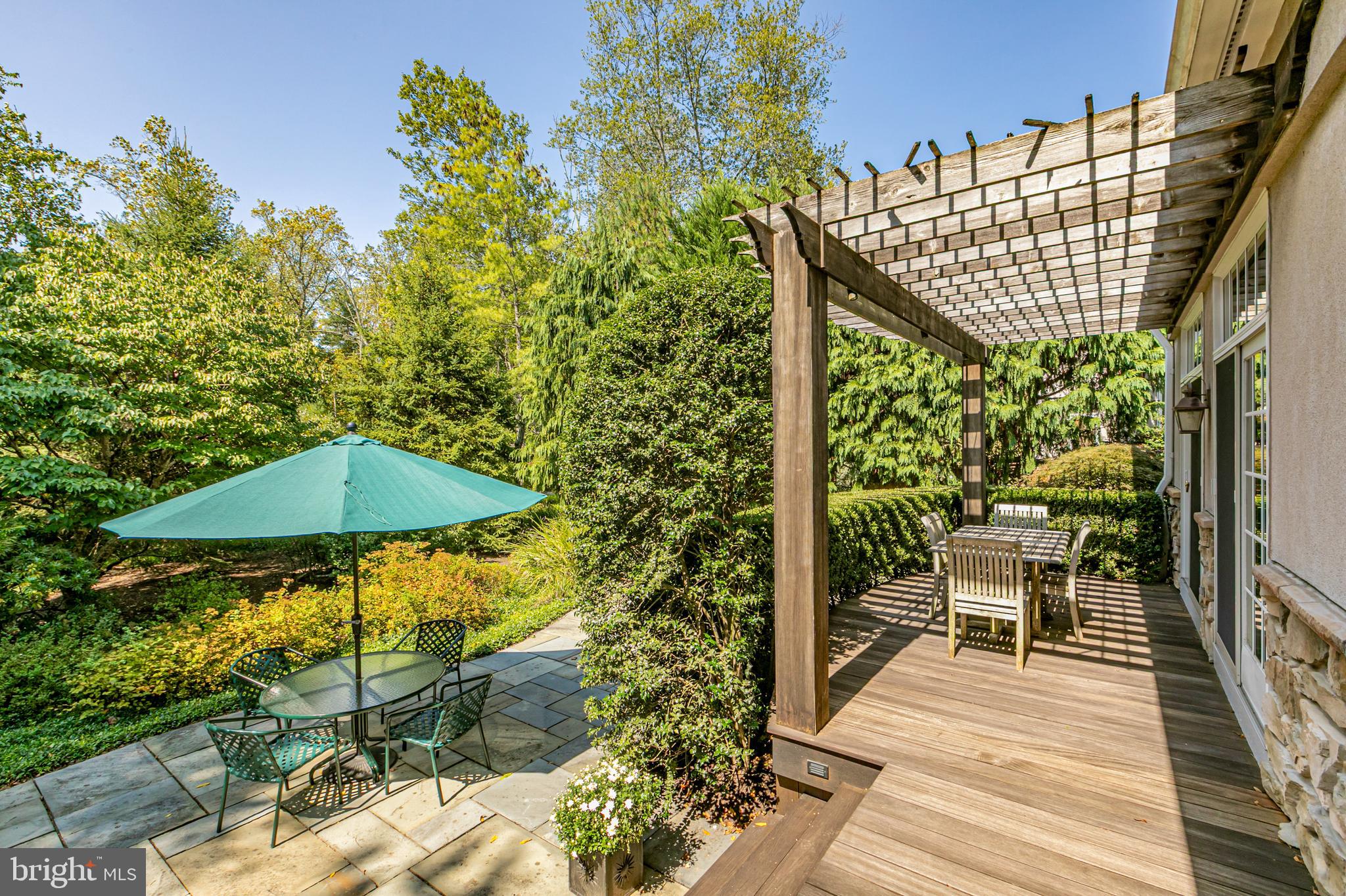 2 Windermere Way Princeton, NJ 08540 - Photo 28 of 30 a balcony with furniture and a potted plant