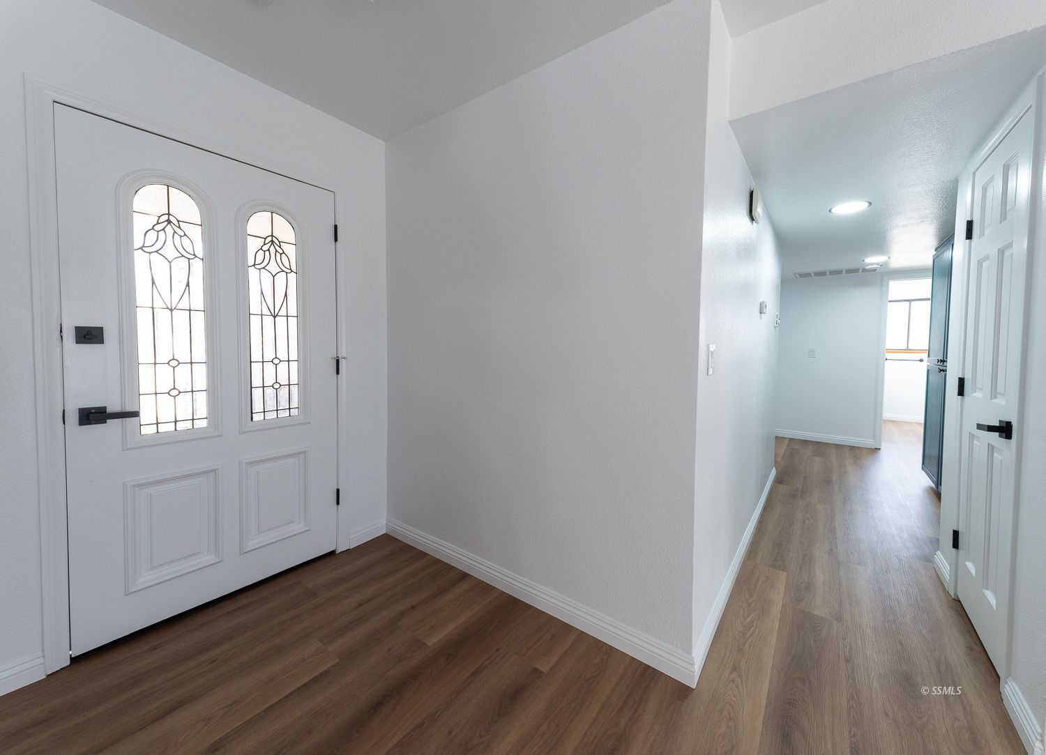1213 West Denise Avenue Ridgecrest, CA 93555 - Photo 2 of 44 Gallery Image 2