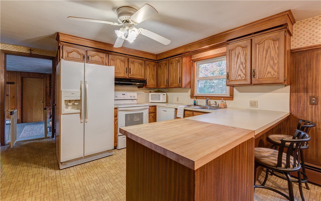 2 2nd Street Coventry, RI 02816 - Photo 8 of 36