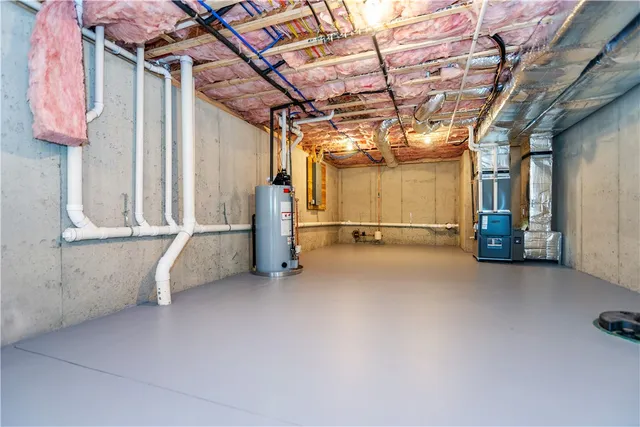 $975,000 | 19 Hampton Road, Unit 69, Coventry, RI 02816