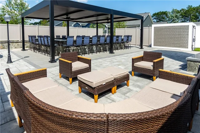 $975,000 | 19 Hampton Road, Unit 69, Coventry, RI 02816