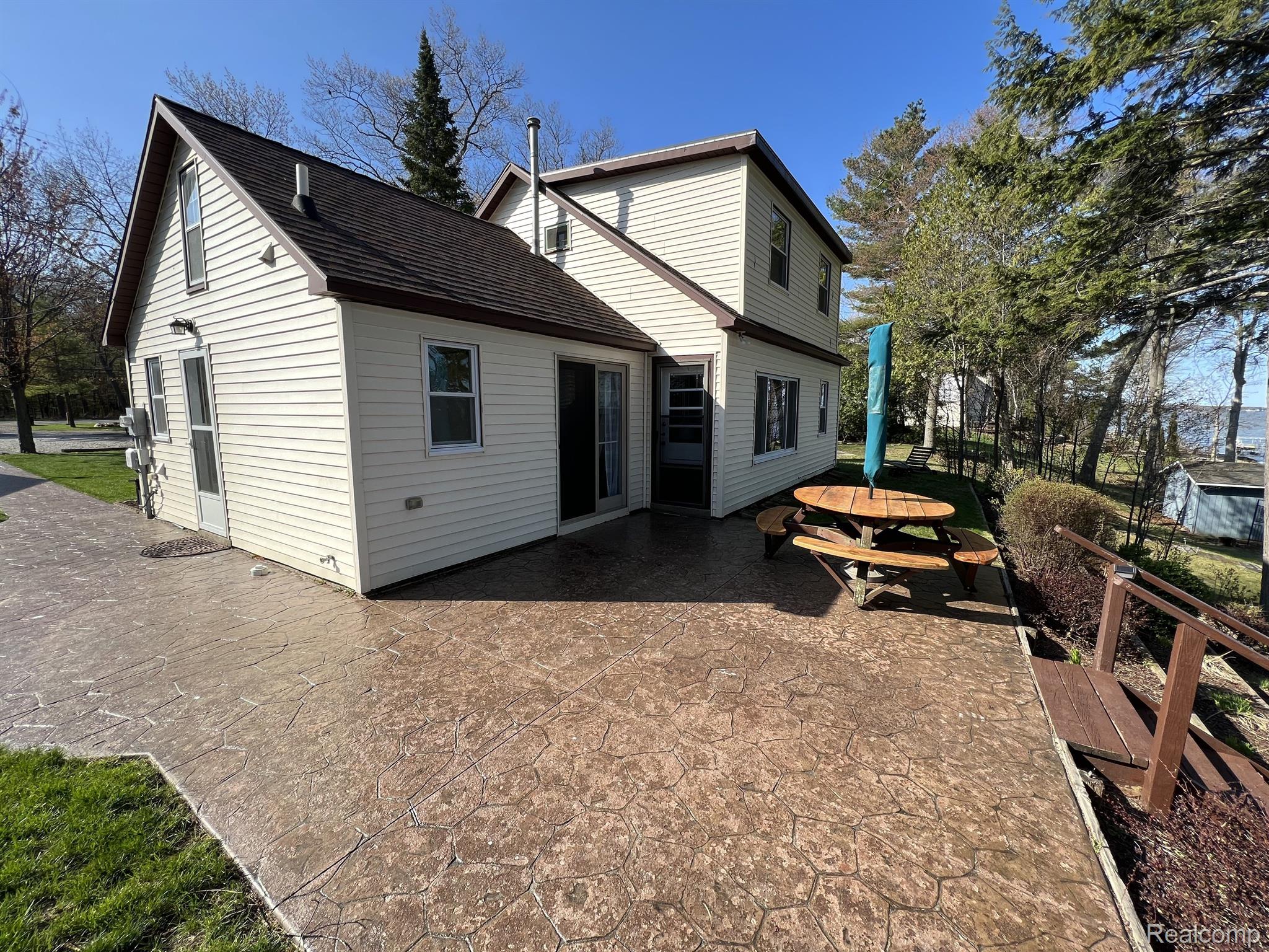 7436 Port Austin Road Caseville, MI 48725 - Photo 5 of 38 Gallery Image 5