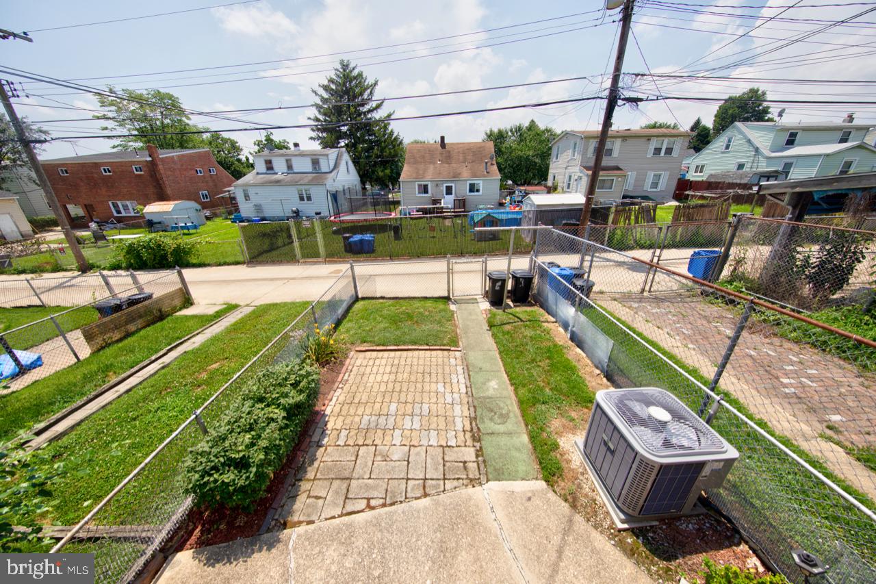 58 Wiltshire Road Baltimore, MD 21221 - Photo 25 of 26 Fenced in back yard!