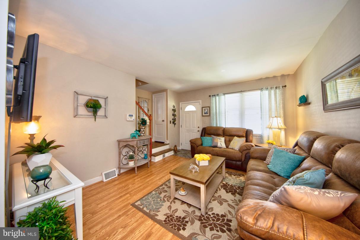 58 Wiltshire Road Baltimore, MD 21221 - Photo 6 of 26