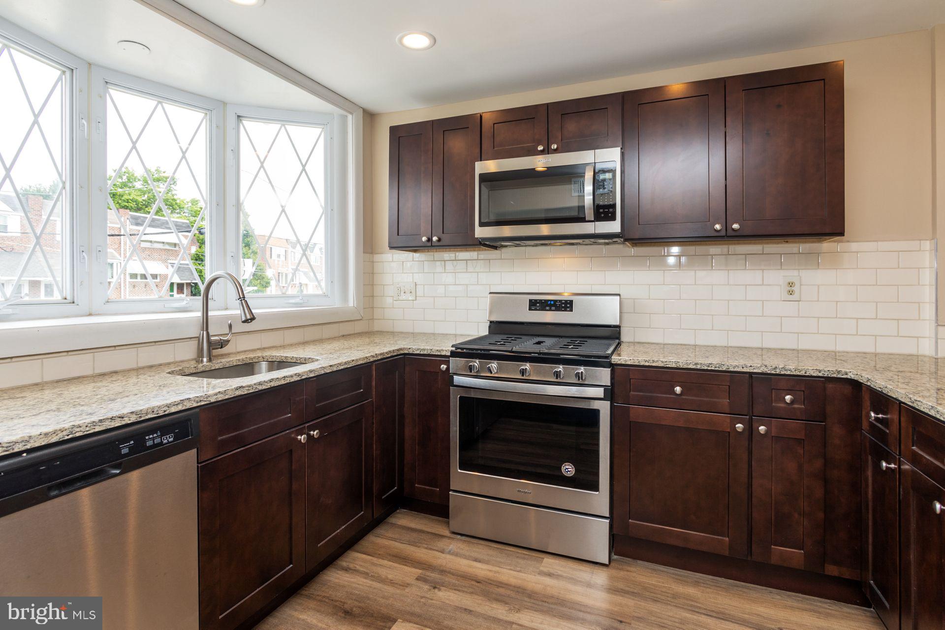 3136 Holly Road Philadelphia, PA 19154 - Photo 17 of 25