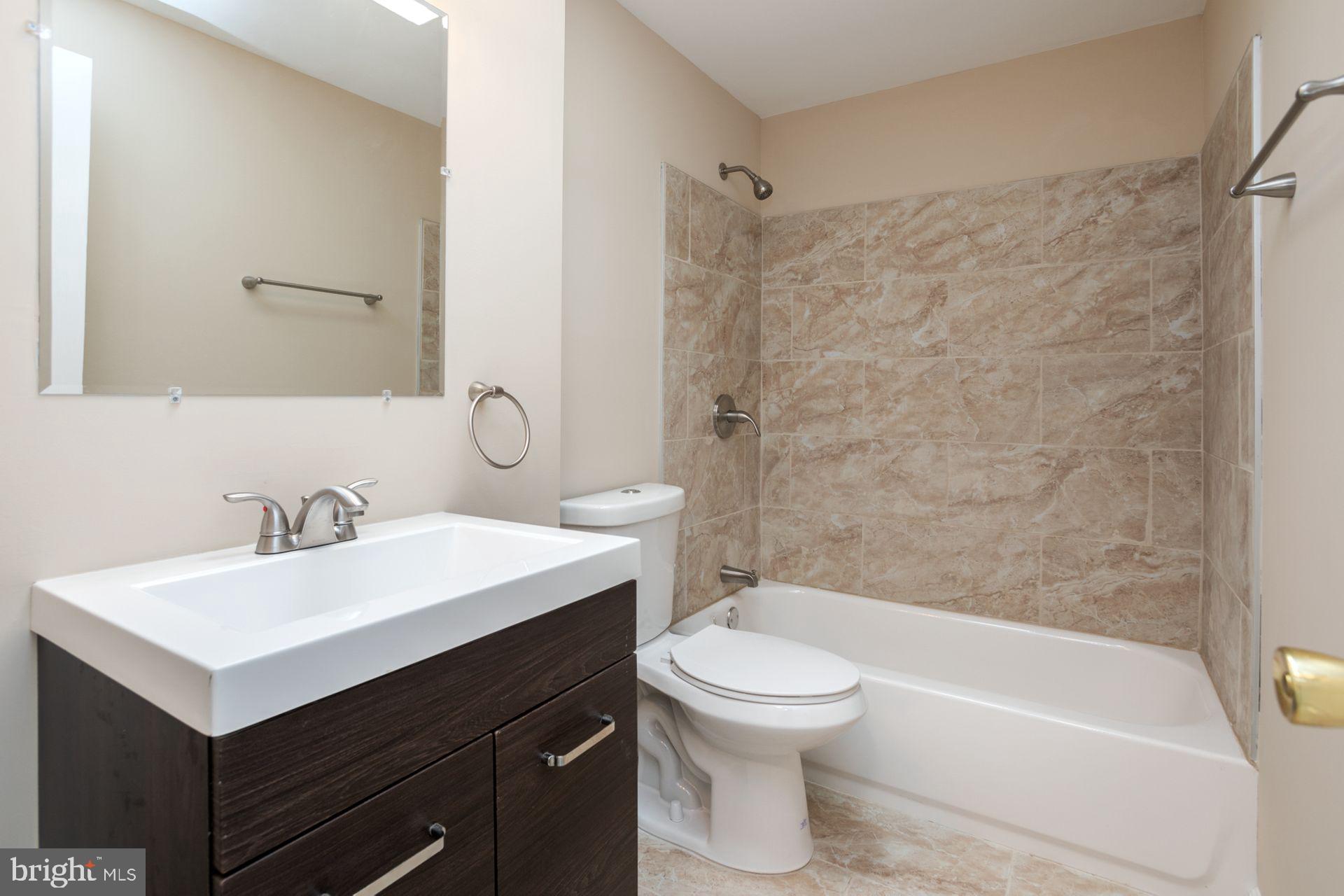 3136 Holly Road Philadelphia, PA 19154 - Photo 19 of 25