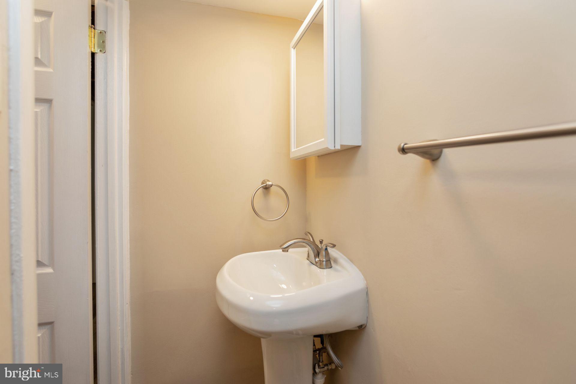 3136 Holly Road Philadelphia, PA 19154 - Photo 20 of 25