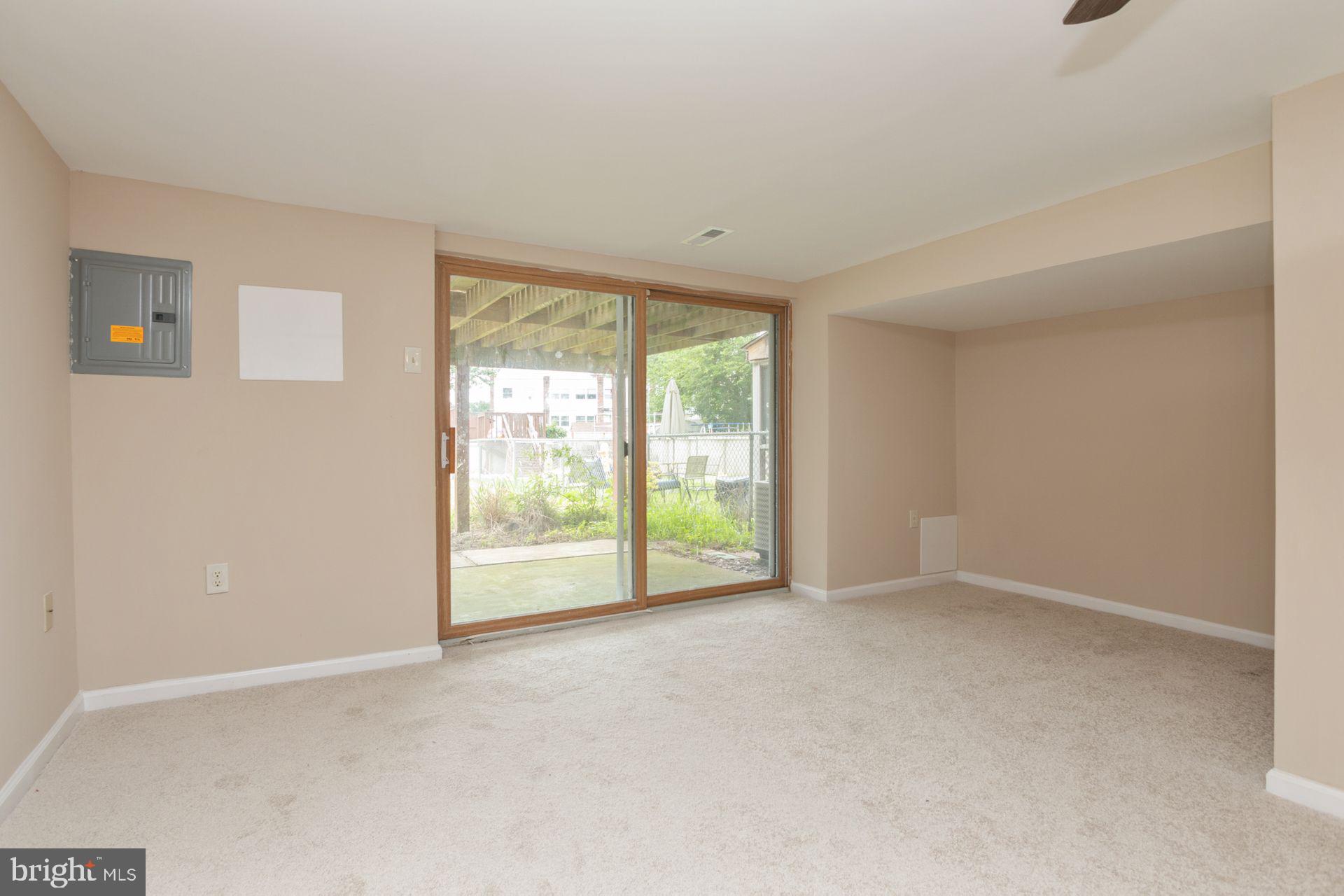 3136 Holly Road Philadelphia, PA 19154 - Photo 23 of 25