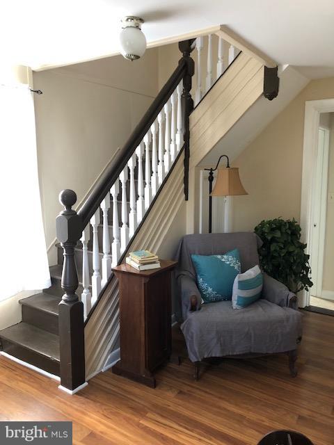 4690 Tyaskin Road Tyaskin, MD 21865 - Photo 5 of 36 sitting area in foyer