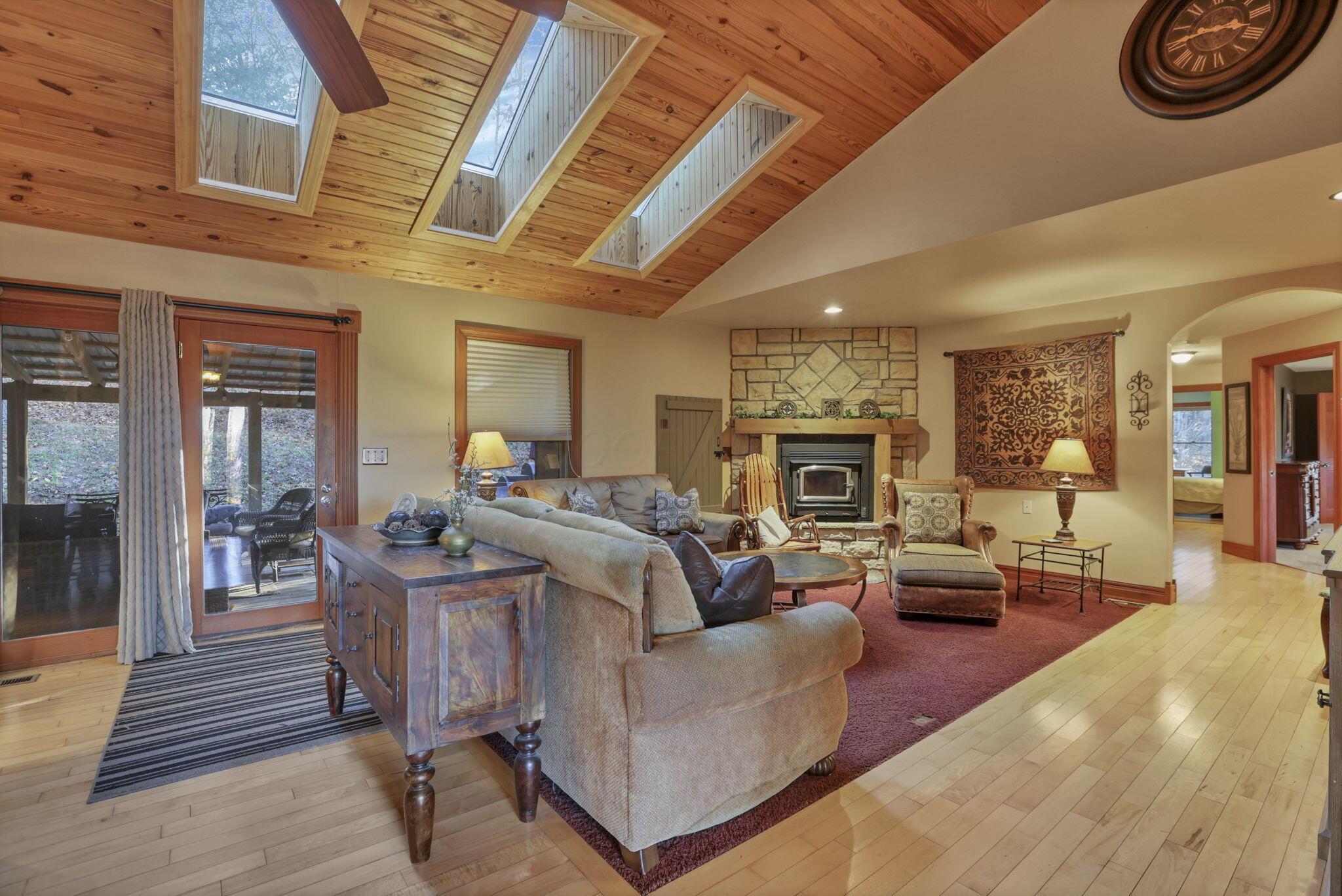 25873 Big Pine Road Rockbridge, OH 43149 - Photo 11 of 80