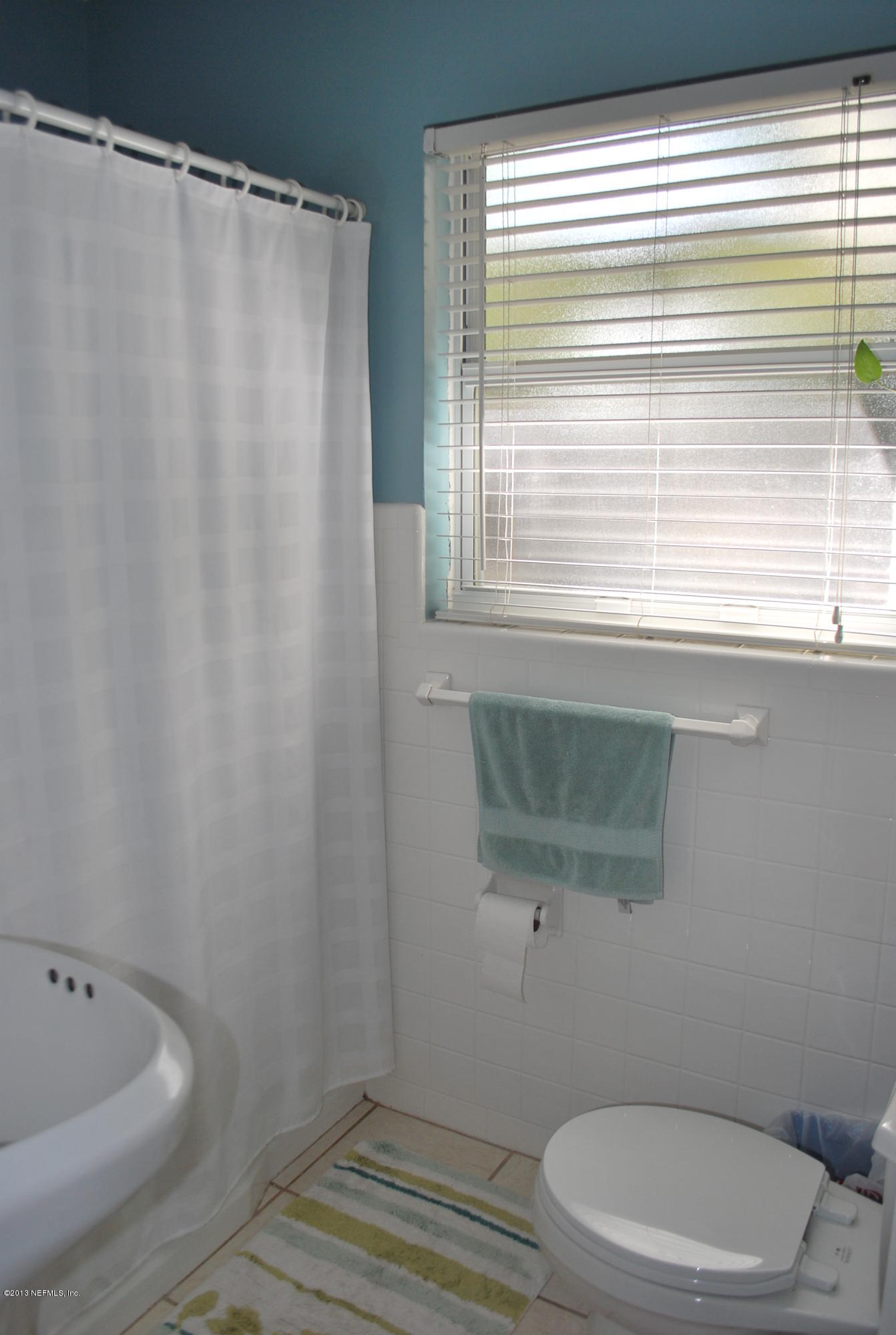 4754 Carlisle Road Jacksonville, FL 32210 - Photo 22 of 34 hall bath