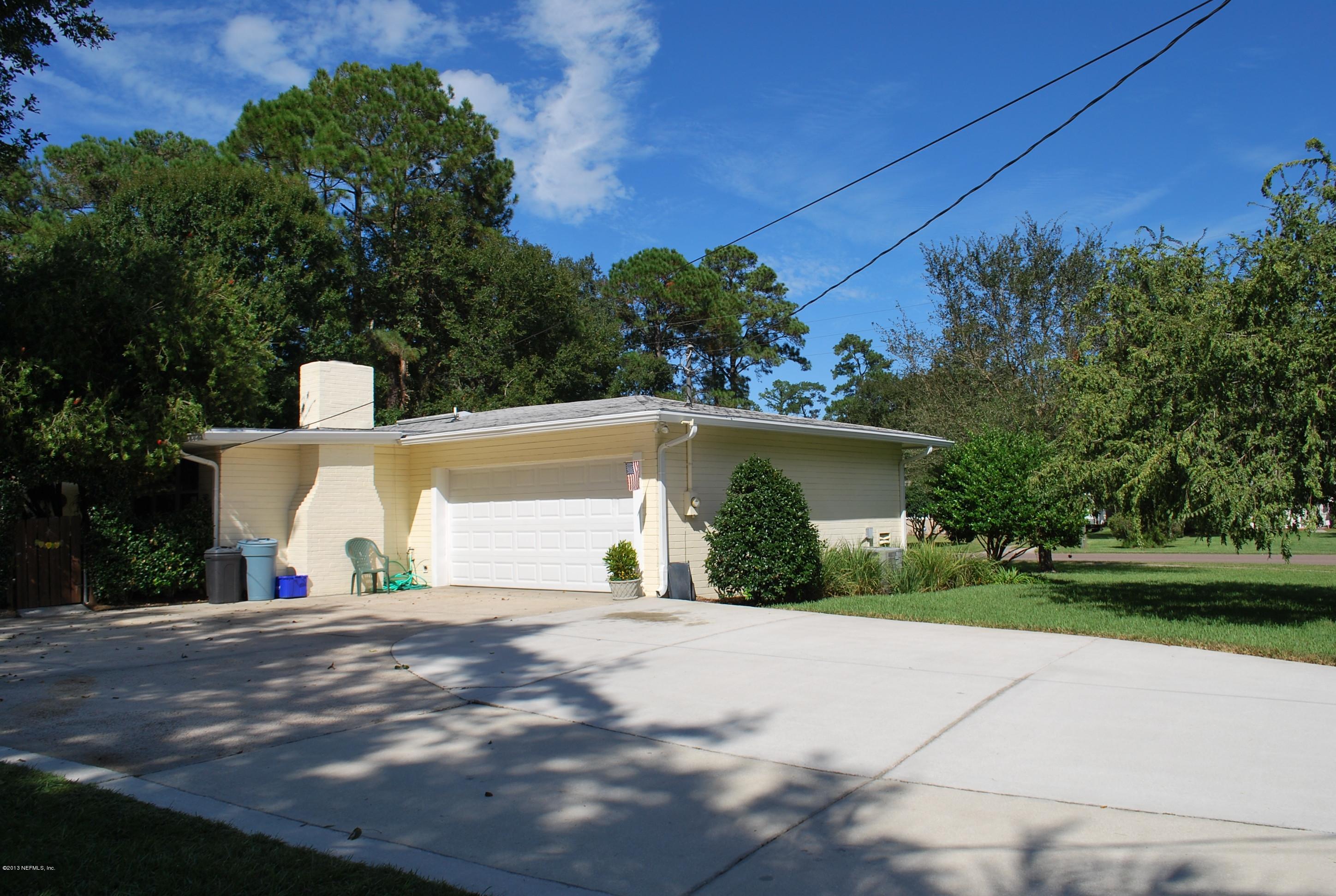 4754 Carlisle Road Jacksonville, FL 32210 - Photo 33 of 34 attached garage
