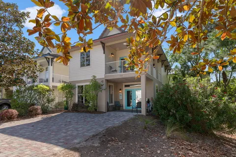 $775,000 | 226 Tahitian Way, Destin, FL 32541
