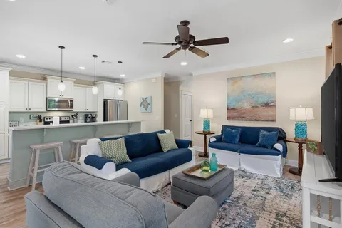 $775,000 | 226 Tahitian Way, Destin, FL 32541