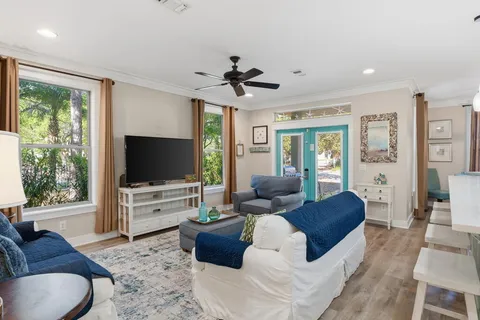$775,000 | 226 Tahitian Way, Destin, FL 32541